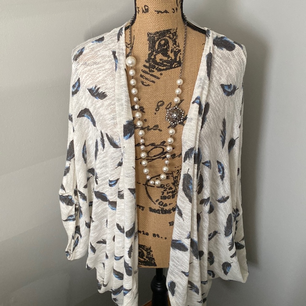 Feather kimono size large